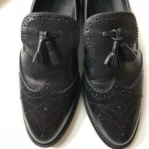 Burberry black leather loafer